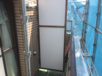 隔て板交換施工後